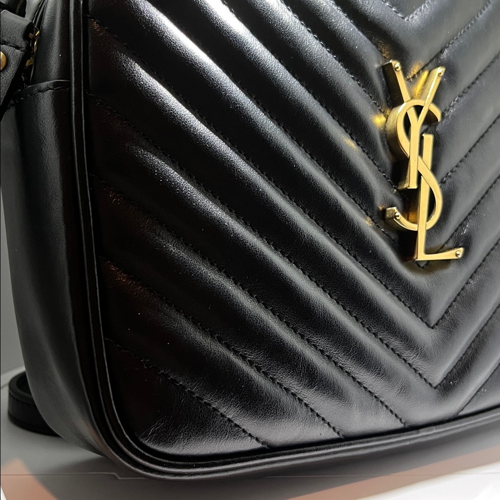 SAINT LAURENT Lou Quilted Leather Crossbody Bag - Picture 6 of 17